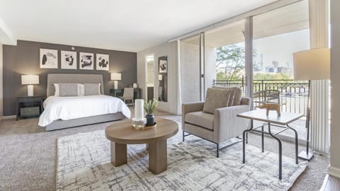 Landing Modern Apartment with Amazing Amenities (ID1013X113) Apartment in Capitol Hill