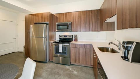 Landing Modern Apartment with Amazing Amenities (ID8493X83) Apartment in Bothell