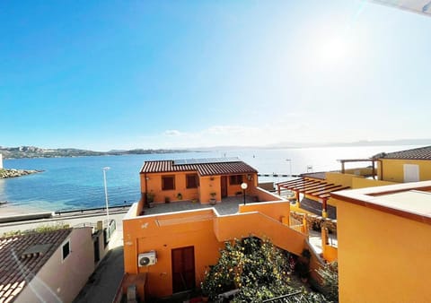 Day, Natural landscape, View (from property/room), Balcony/Terrace, City view, Sea view