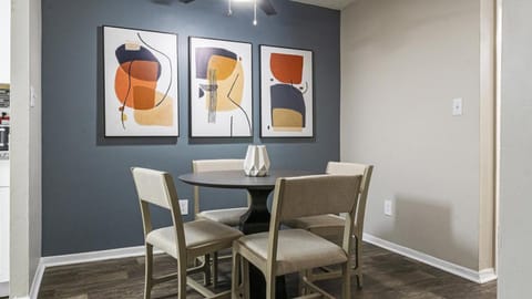 Landing Modern Apartment with Amazing Amenities (ID9191X62) Apartment in Smyrna