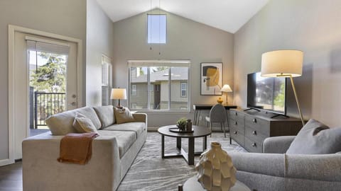 Landing Modern Apartment with Amazing Amenities (ID9835X53) Apartment in Tanasbourne