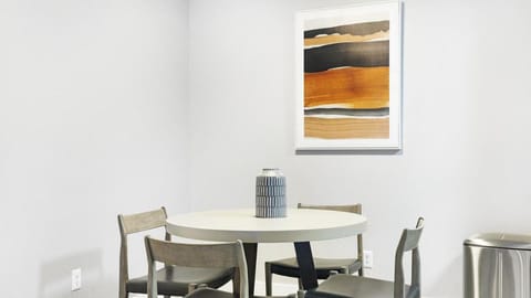 Landing Modern Apartment with Amazing Amenities (ID8221X53) Apartment in Casas Adobes