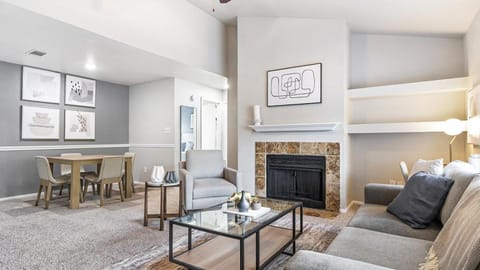 Landing Modern Apartment with Amazing Amenities (ID9130X25) Apartment in Wells Branch