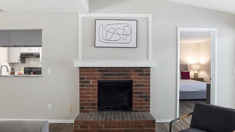 Landing Modern Apartment with Amazing Amenities (ID9622X63) Apartment in Altamonte Springs