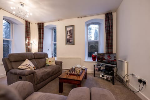 Noble Apartment - Highland Club Apartment in Fort Augustus
