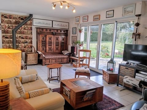 Ty Clafout Vannetaise parking wifi linge non inclus House in Brittany