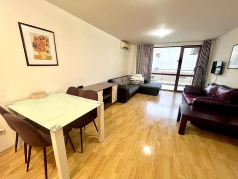 Vadim Apartments in Panorama Beach Vigo Nessebar Apartment in Nessebar