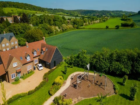 Property building, Nearby landmark, Day, Natural landscape, Bird's eye view, Mountain view