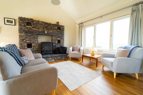 TV and multimedia, Seating area