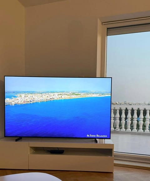 Living room, City view