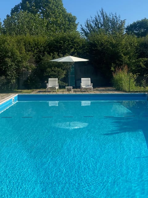 Swimming pool, Swimming pool, sunbed