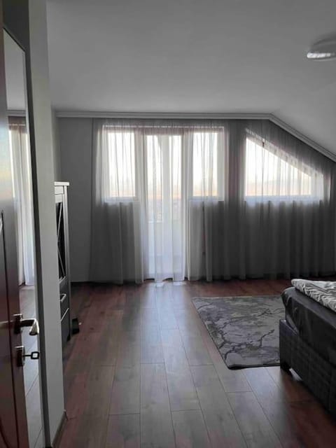 Двуспален апартамент в к-с Пирин Палас Apartment in Bansko