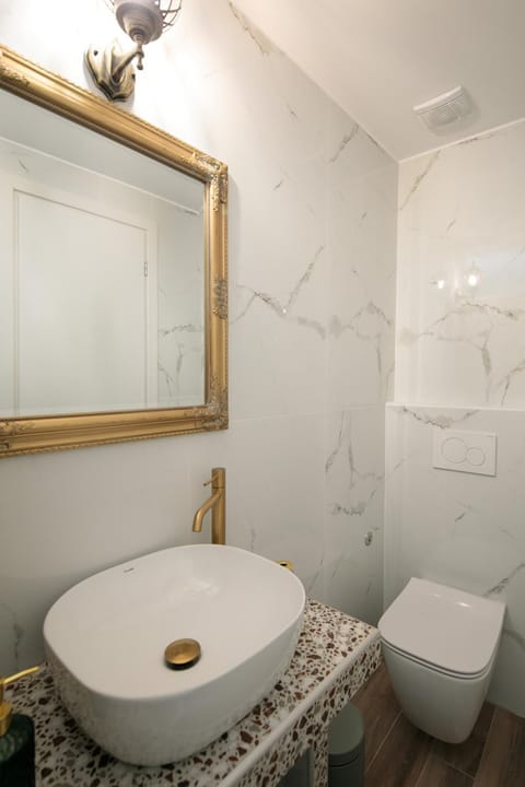 CASA NEL BORGO n.2 House in Naxos