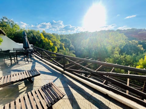 Spring, Day, Natural landscape, View (from property/room), Balcony/Terrace, Mountain view