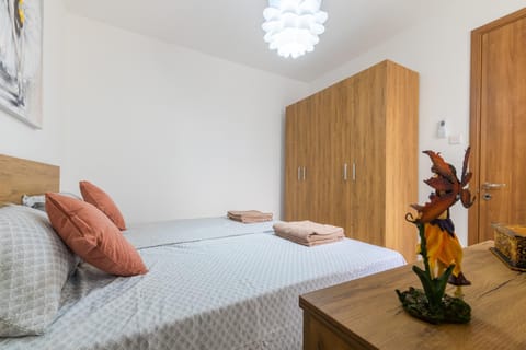 Spacious Brand New Apartment 3 Bdr 2Bth Bugibba Apartment in Saint Paul's Bay