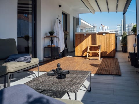 Patio, Day, Hot Tub, View (from property/room), Balcony/Terrace, Living room, Seating area, Dining area