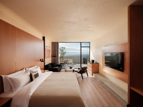 Bed, Natural landscape, Photo of the whole room