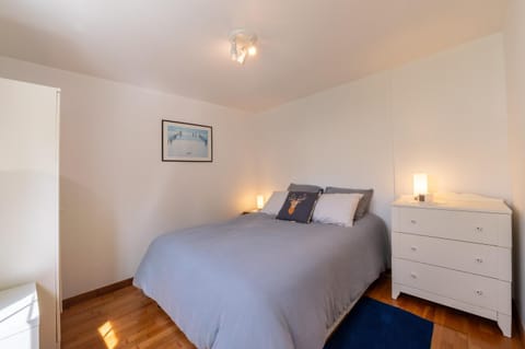 Living room, Bedroom