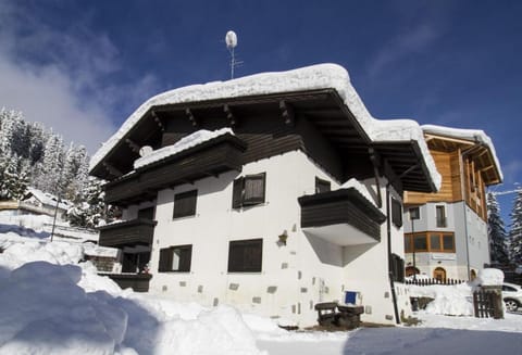 Campiglio Trilocale Monte Spinale Apartment in Madonna di Campiglio