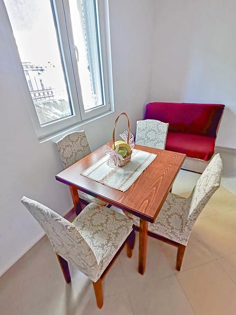 Apartmani Kenova 1 Apartment in Montenegro