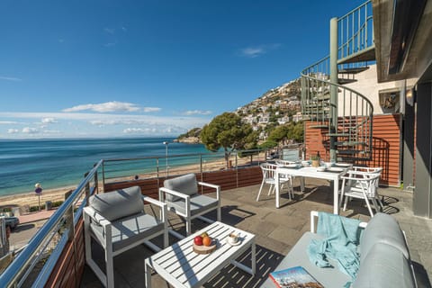 Day, Natural landscape, View (from property/room), Balcony/Terrace, Beach, Sea view