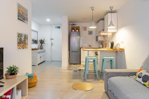 Kitchen or kitchenette, Living room