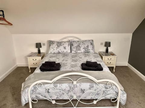 Maple House a spacious 2 Bedroom House House in Barnstaple