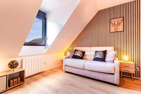 Living room, Bedroom