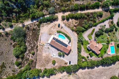 Natural landscape, Bird's eye view, Pool view, Street view, Swimming pool