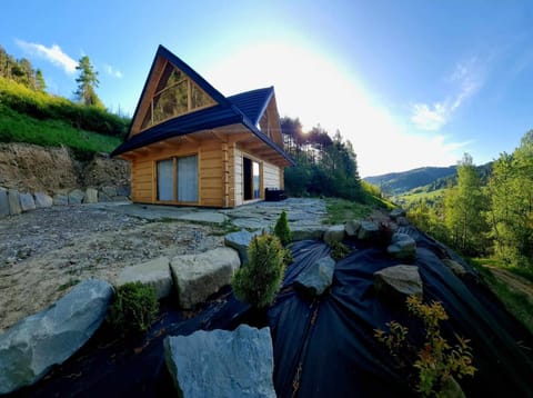 Property building, Day, Natural landscape, Mountain view