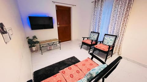 TV and multimedia, Living room, Photo of the whole room, Seating area
