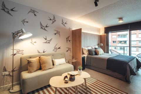 Bed, Living room, Photo of the whole room, Seating area, Bedroom