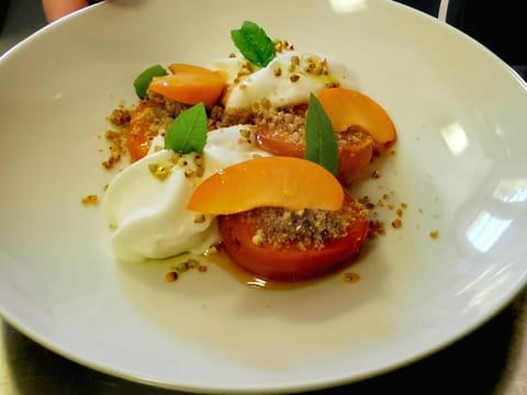 Chambre d'hotes du grand st-Marc proche Via Rhona Bed and Breakfast in Sorgues