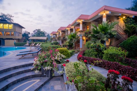 Property building, Garden view, sunbed