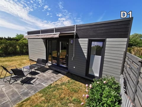 Property building, Garden, Balcony/Terrace, Garden view