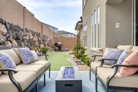 12 Mi to Sand Hollow Spacious Home with Game Room House in Washington