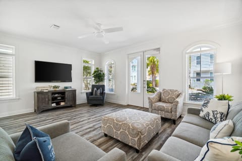 Walkin on Sunshine by 30A Escapes House in Rosemary Beach