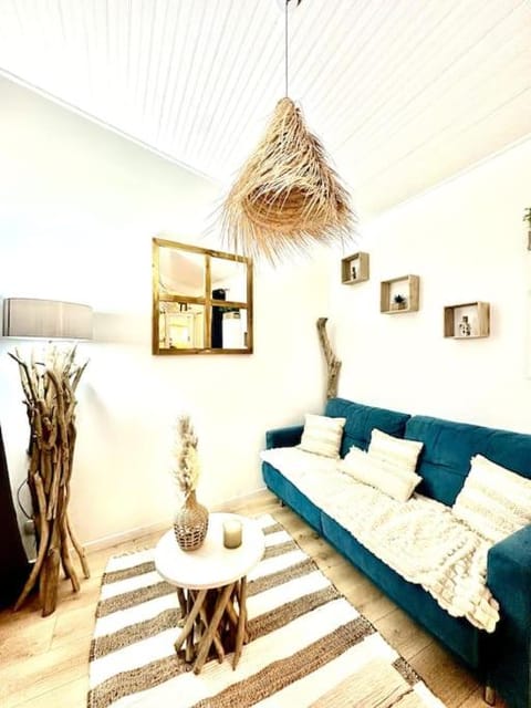 La Tanière du Bois Flotté Apartment in Nice