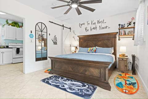 Kitchen or kitchenette, Photo of the whole room