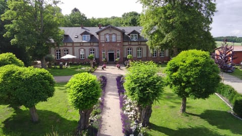 Property building, Garden