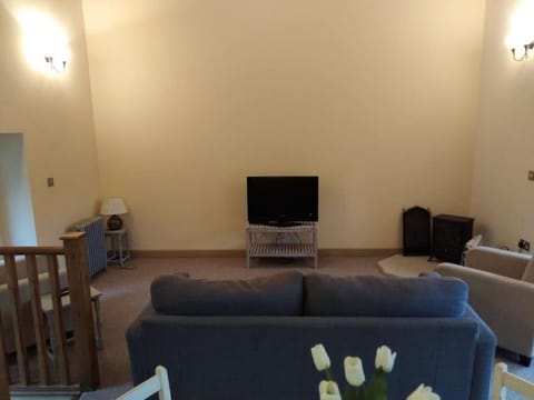 Upside down in Settle. Stylish, central and cosy House in Giggleswick