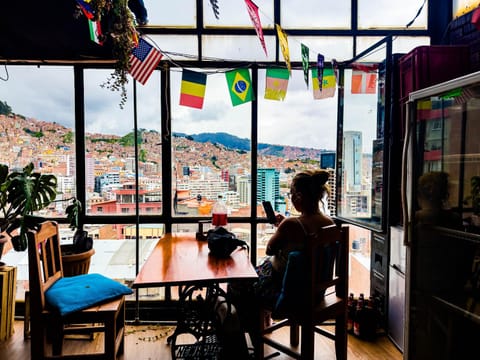 People, View (from property/room), Balcony/Terrace, Dining area, City view, Street view