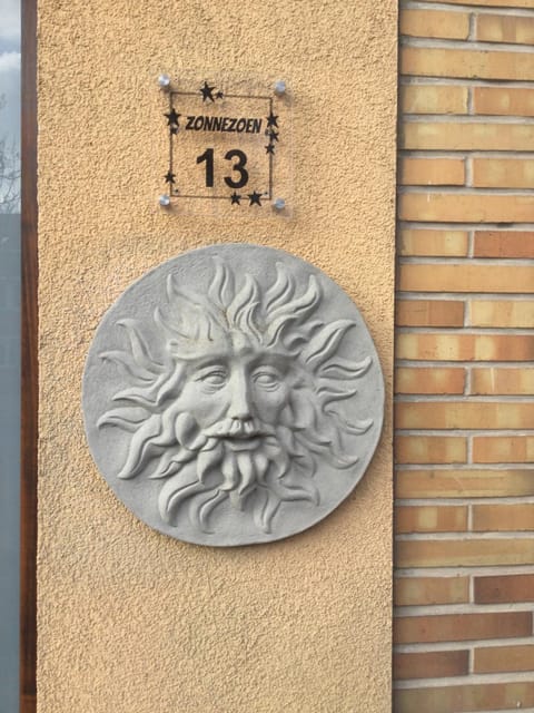 Day, Property logo or sign