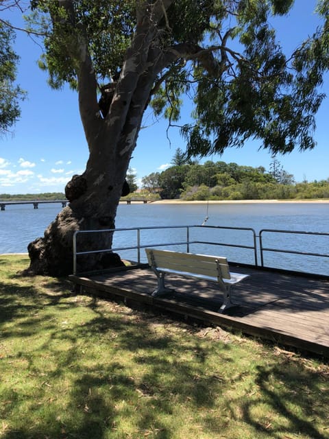 Nearby landmark, Neighbourhood, Natural landscape, Beach