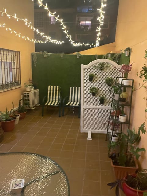 Patio, Seating area