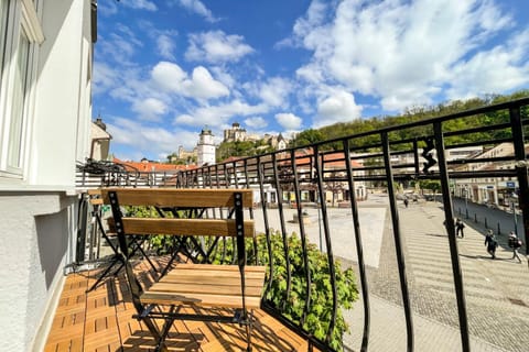 Balcony/Terrace, City view