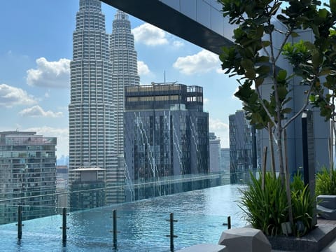 City view, Swimming pool