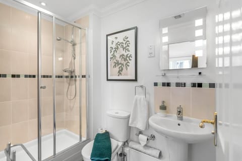 Seven Space Central Town House with Parking House in Norwich