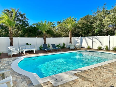 Ocean`s Eight by 30A Escapes House in Seacrest