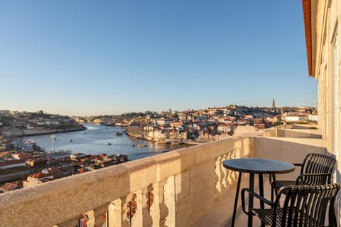 Balcony/Terrace, River view